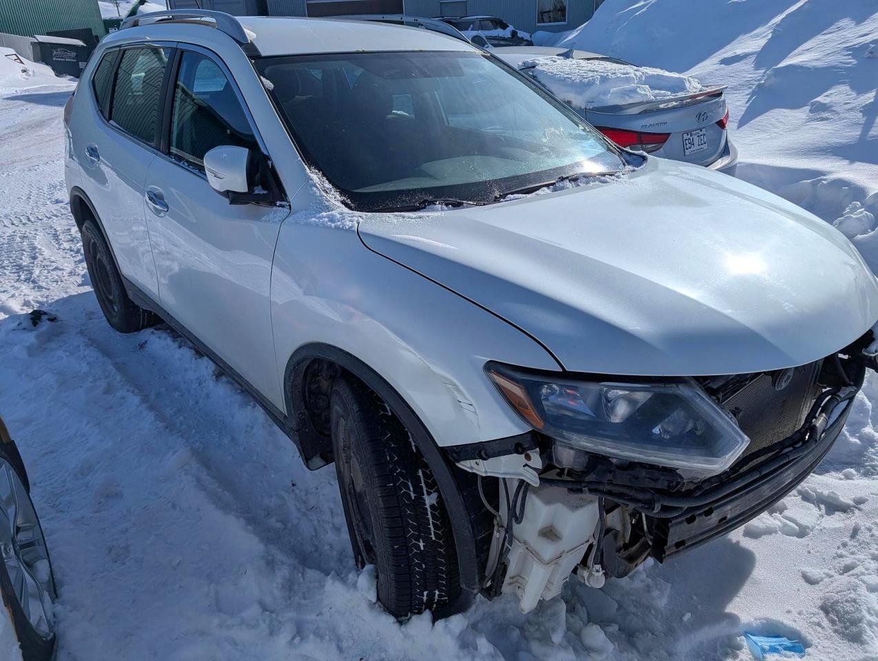 2015 Nissan Rogue S - zdjęcie 4