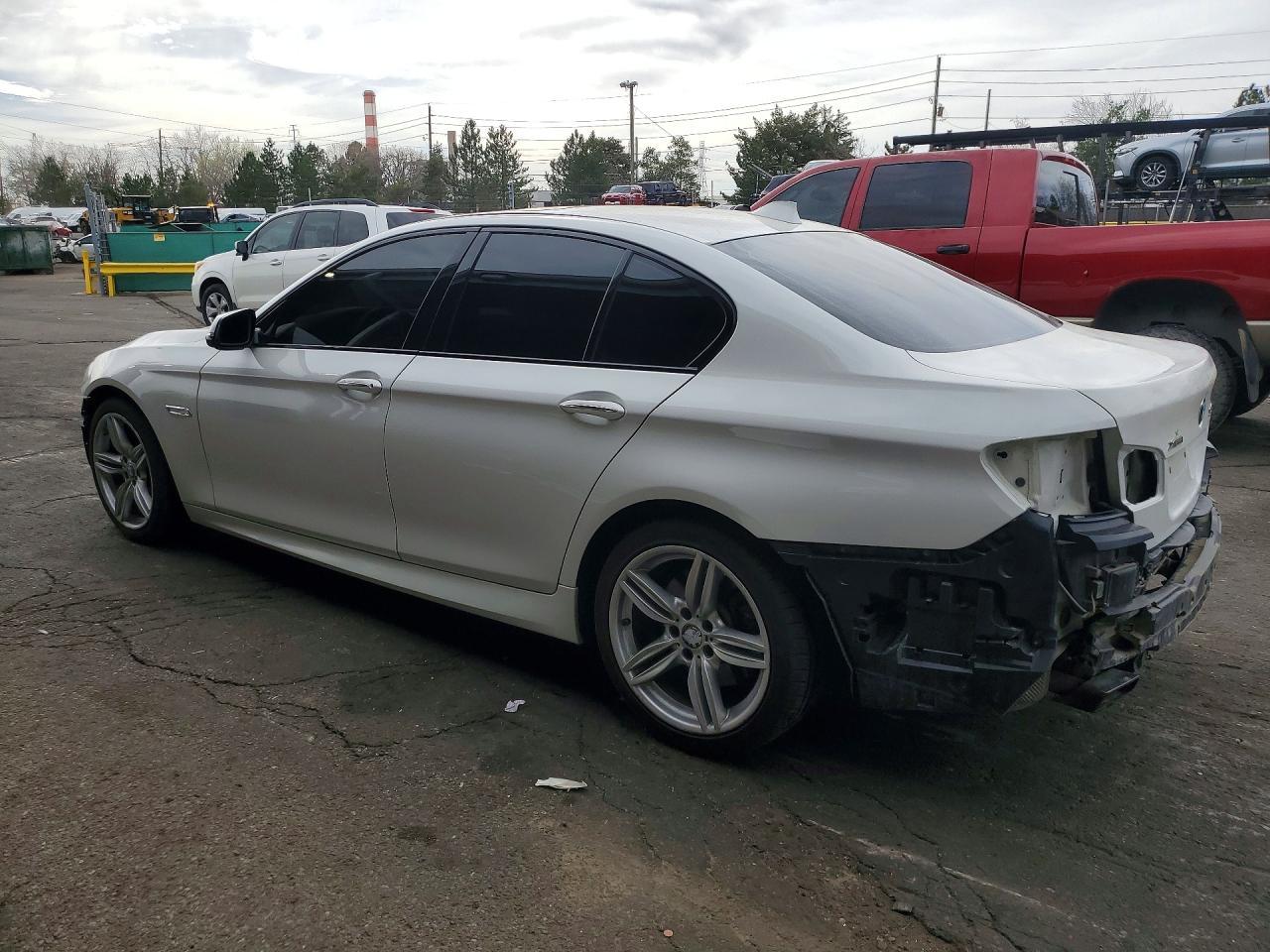 2015 BMW 550 Xi - zdjęcie 2