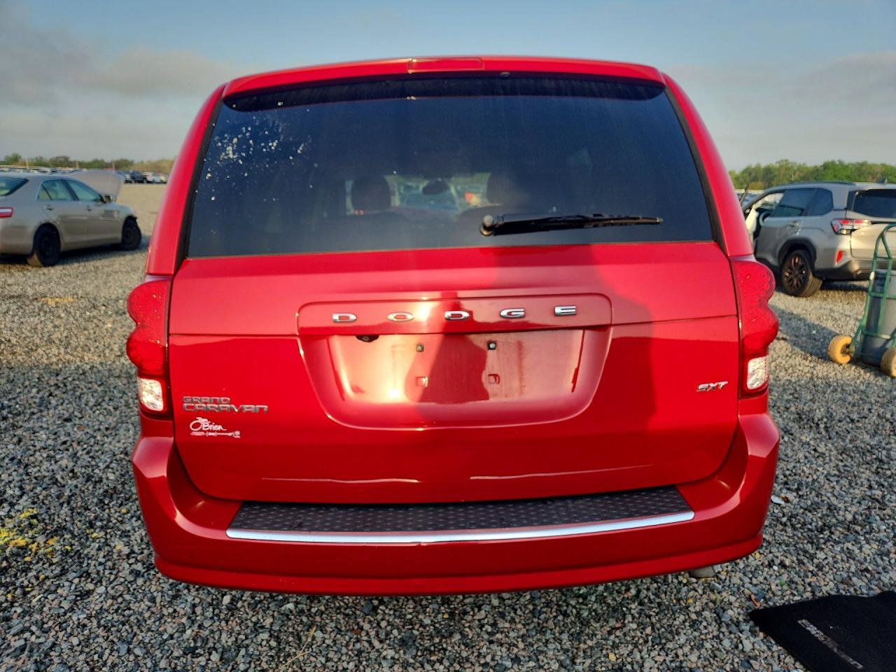 2014 Dodge Grand Caravan Sxt - zdjęcie 6