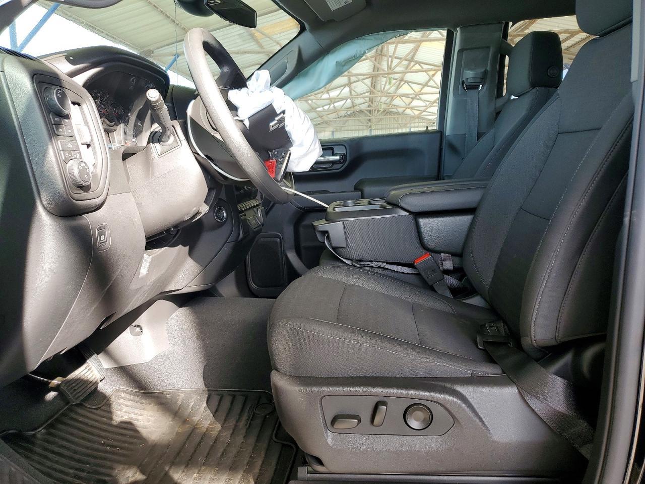 2026 Chevrolet Silverado K1500 Trail Boss Custom - zdjęcie 7