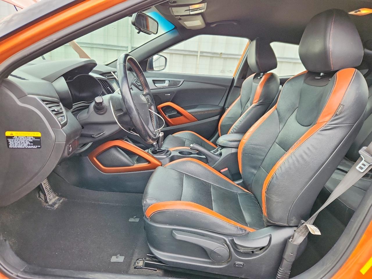 2016 Hyundai Veloster Turbo - zdjęcie 7