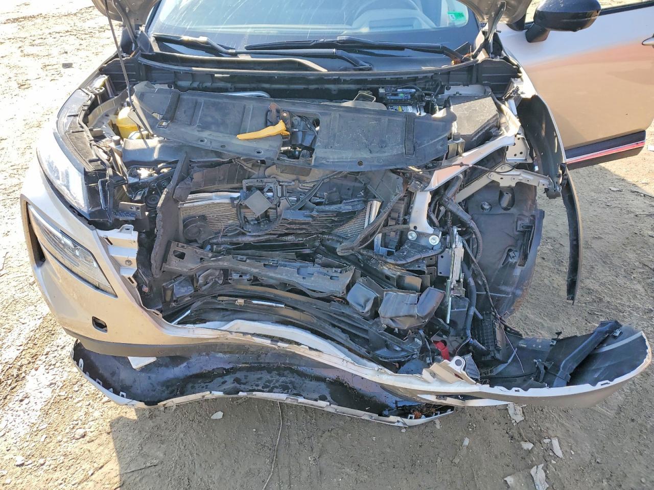 2021 Nissan Rogue Platinum - zdjęcie 12