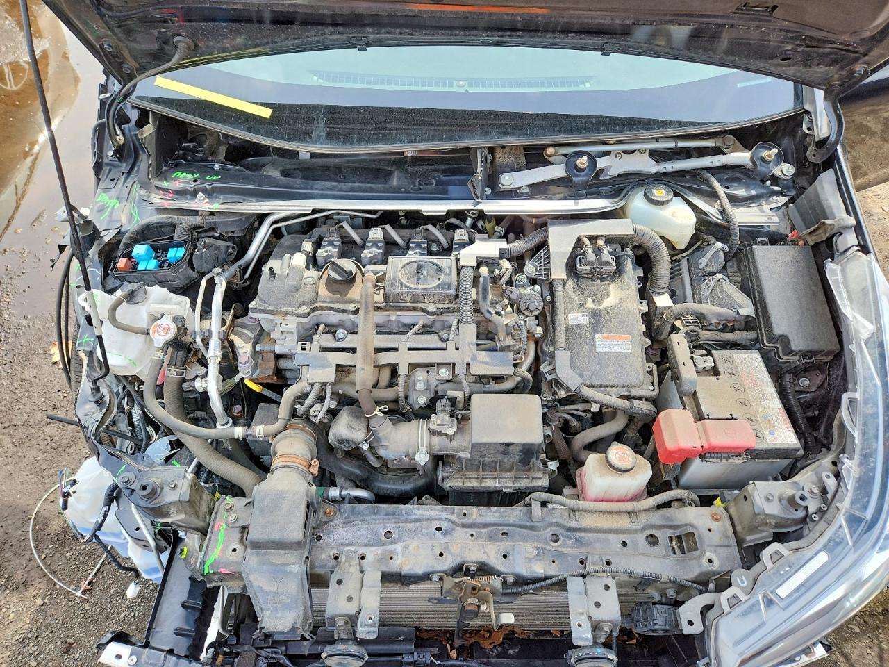 2022 Toyota Prius Le Awd-E - zdjęcie 11