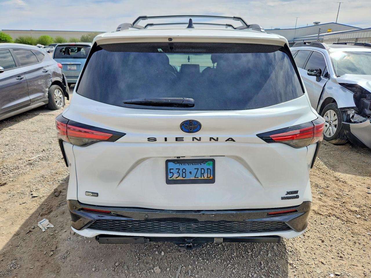 2023 Toyota Sienna 25Th Anniversary Edition - zdjęcie 6