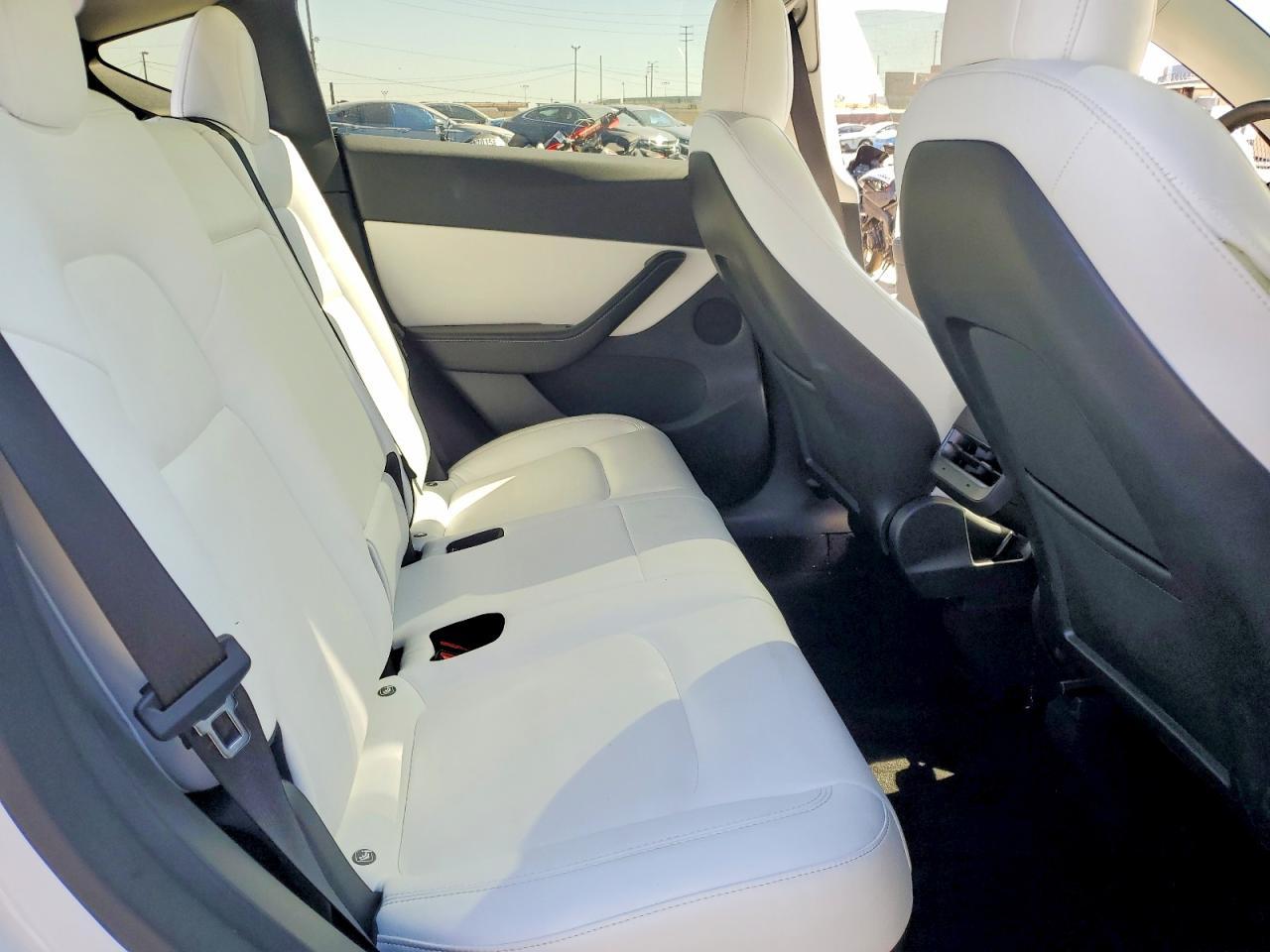 2022 Tesla Model Y - zdjęcie 10