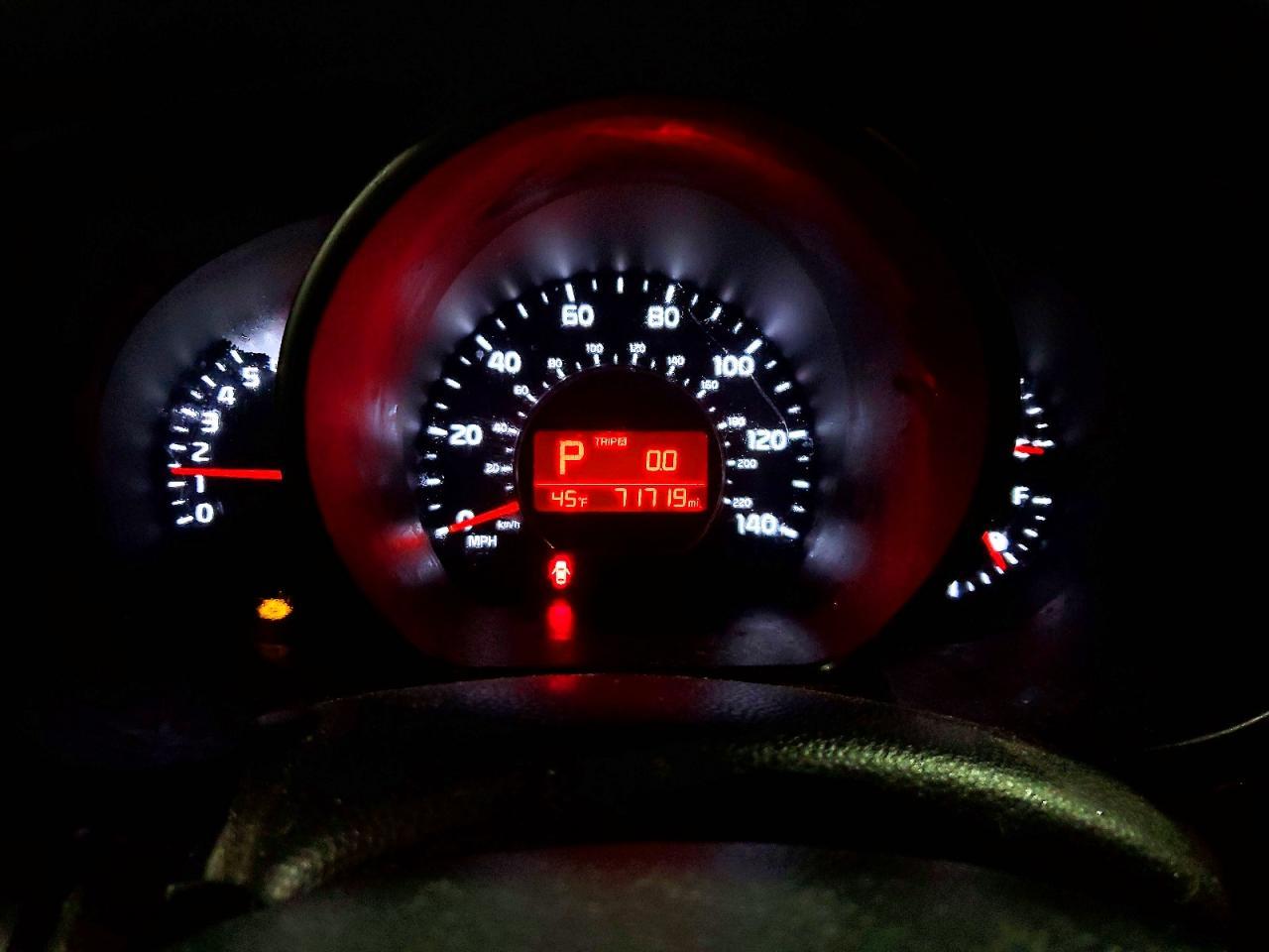 2016 Kia Soul Base - zdjęcie 9