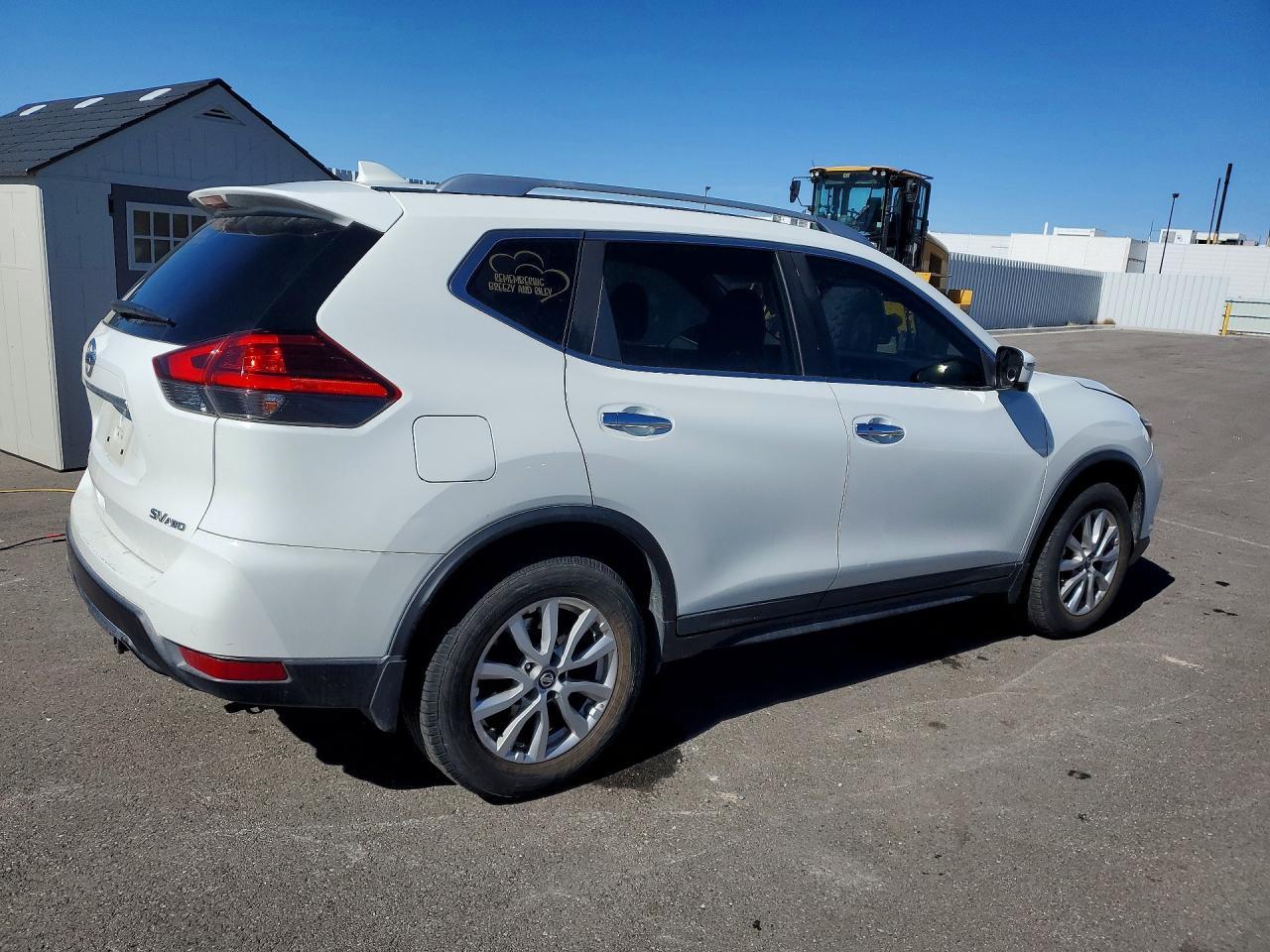 2017 Nissan Rogue Sv - zdjęcie 3