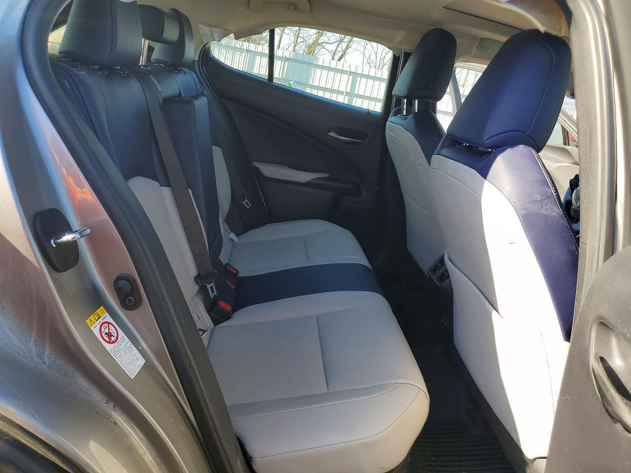 2019 Lexus Ux 250H Base - zdjęcie 11