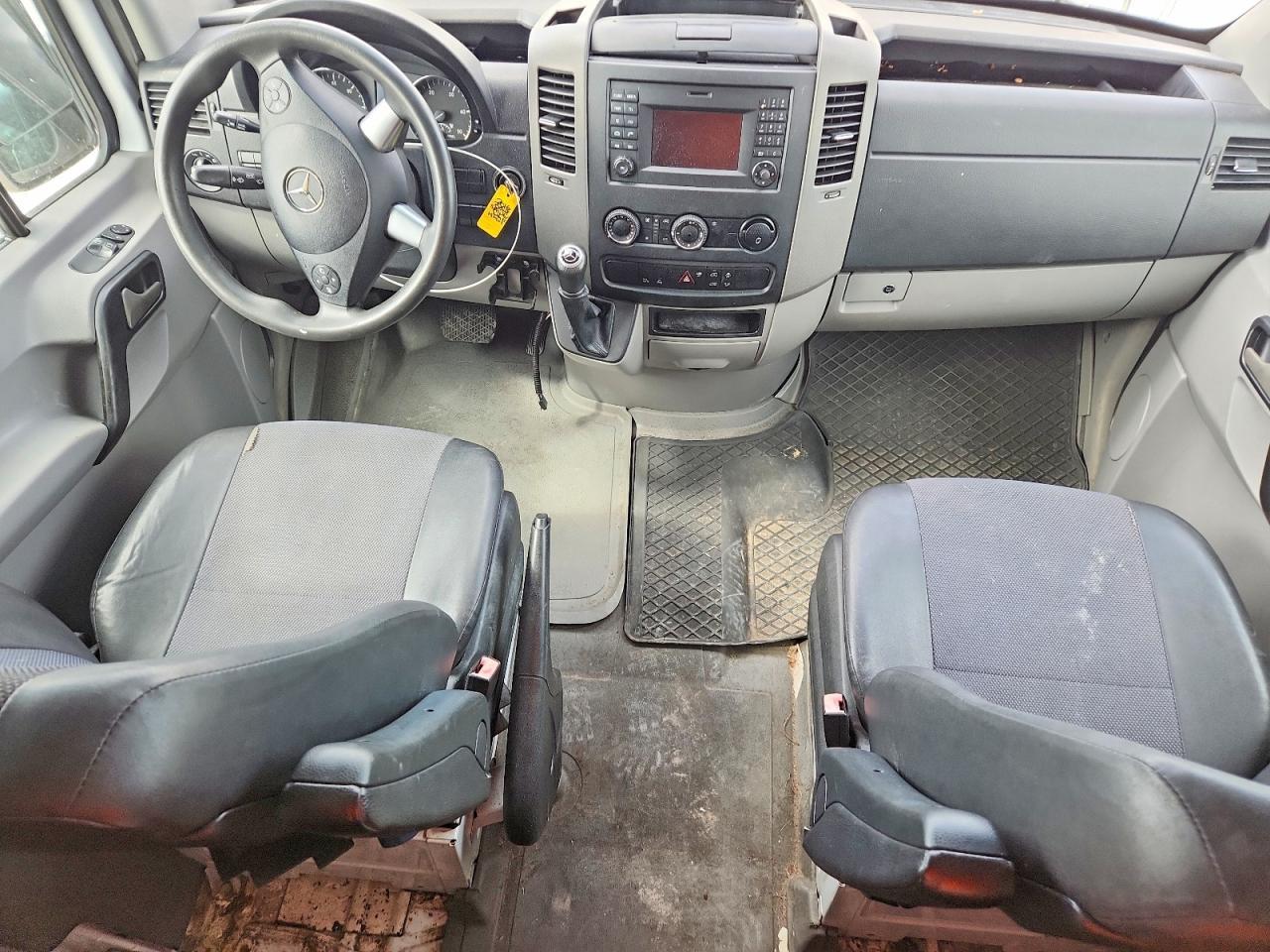 2016 Mercedes Benz Sprinter 2500 - zdjęcie 8
