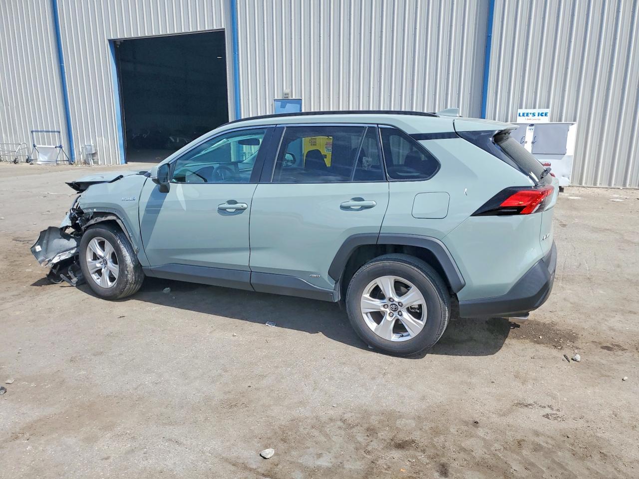 2020 Toyota Rav4 Hybrid Xle - zdjęcie 2