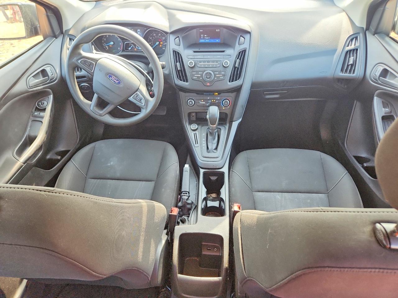 2016 Ford Focus S - zdjęcie 8