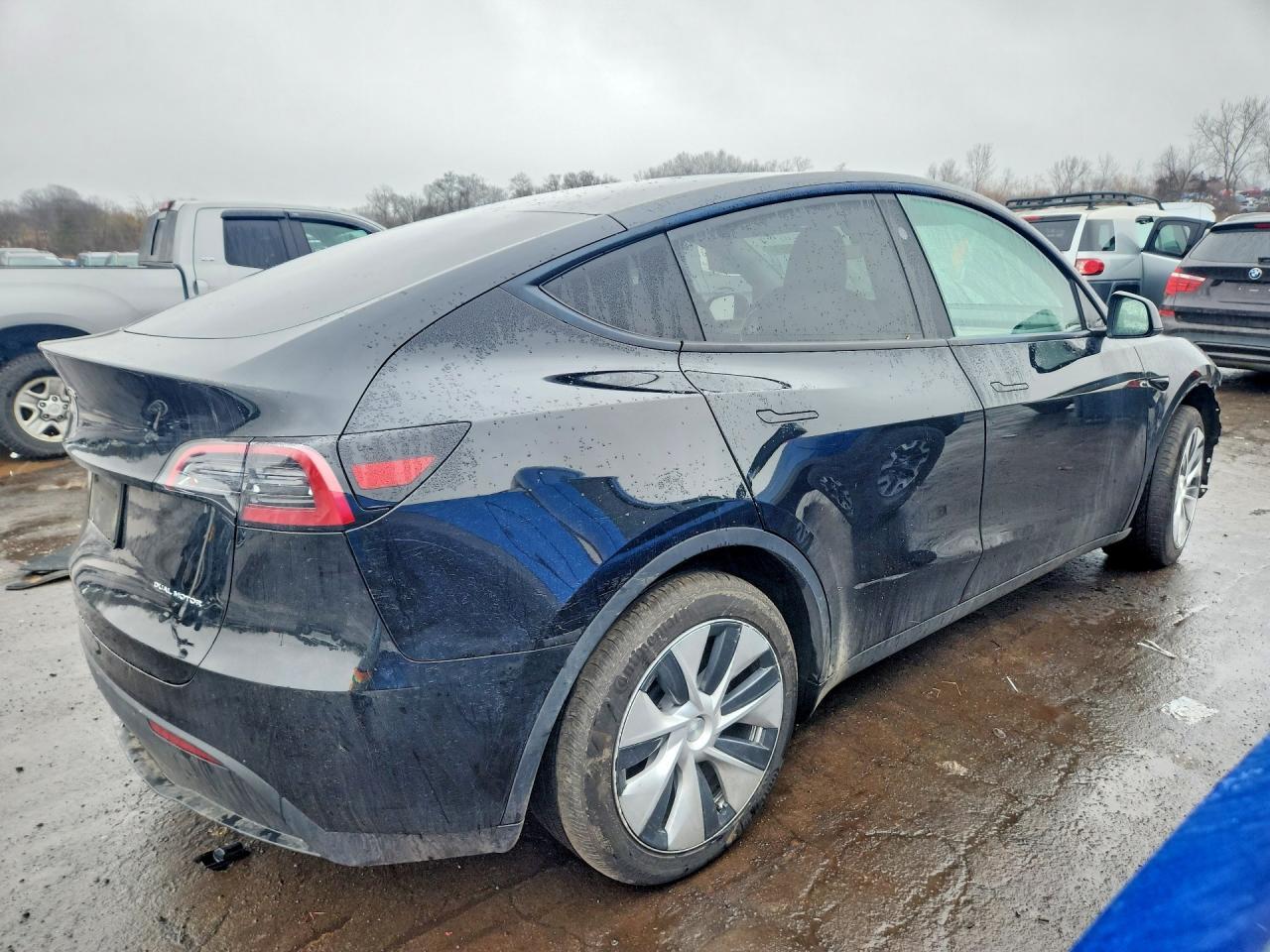 2023 Tesla Model Y - zdjęcie 3