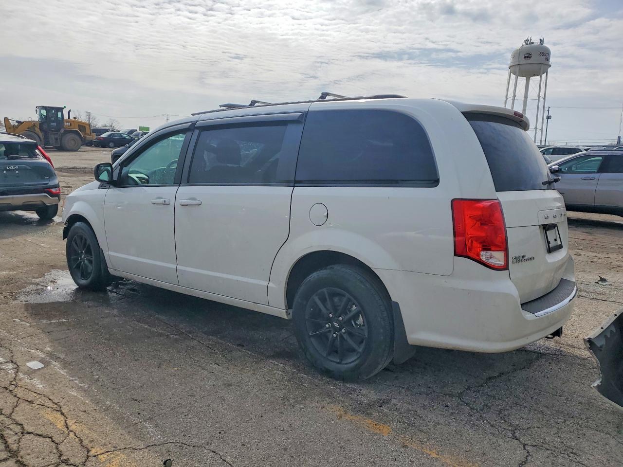 2018 Dodge Grand Caravan Se - zdjęcie 2