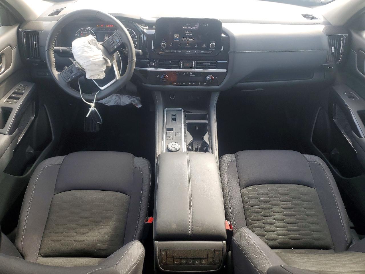 2025 Nissan Pathfinder Sv - zdjęcie 8