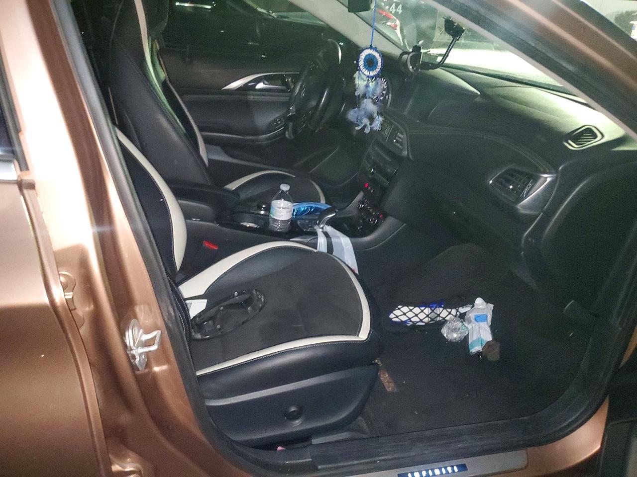 2018 Infiniti Qx30 Sport - zdjęcie 13