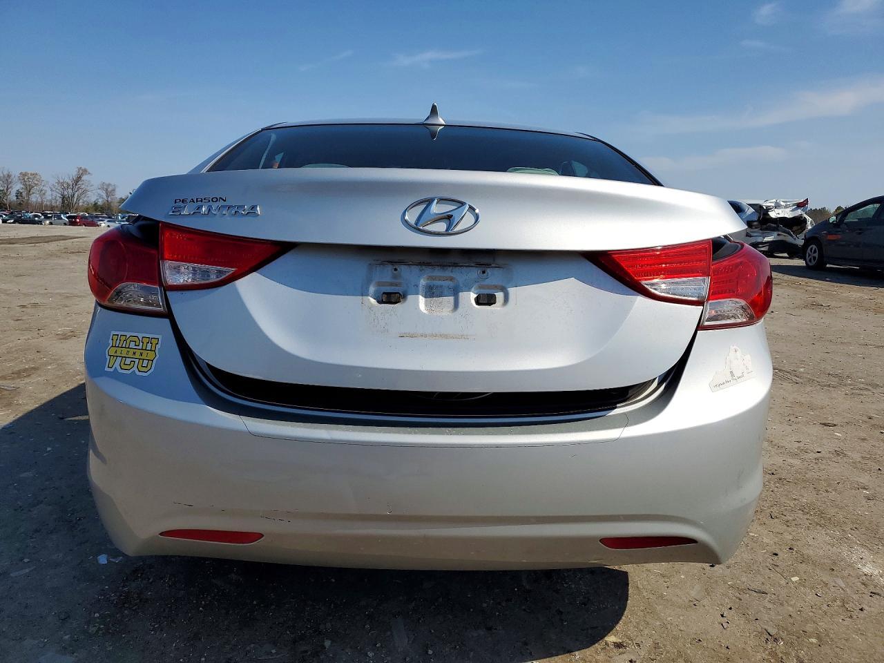 2013 Hyundai Elantra Gls - zdjęcie 6