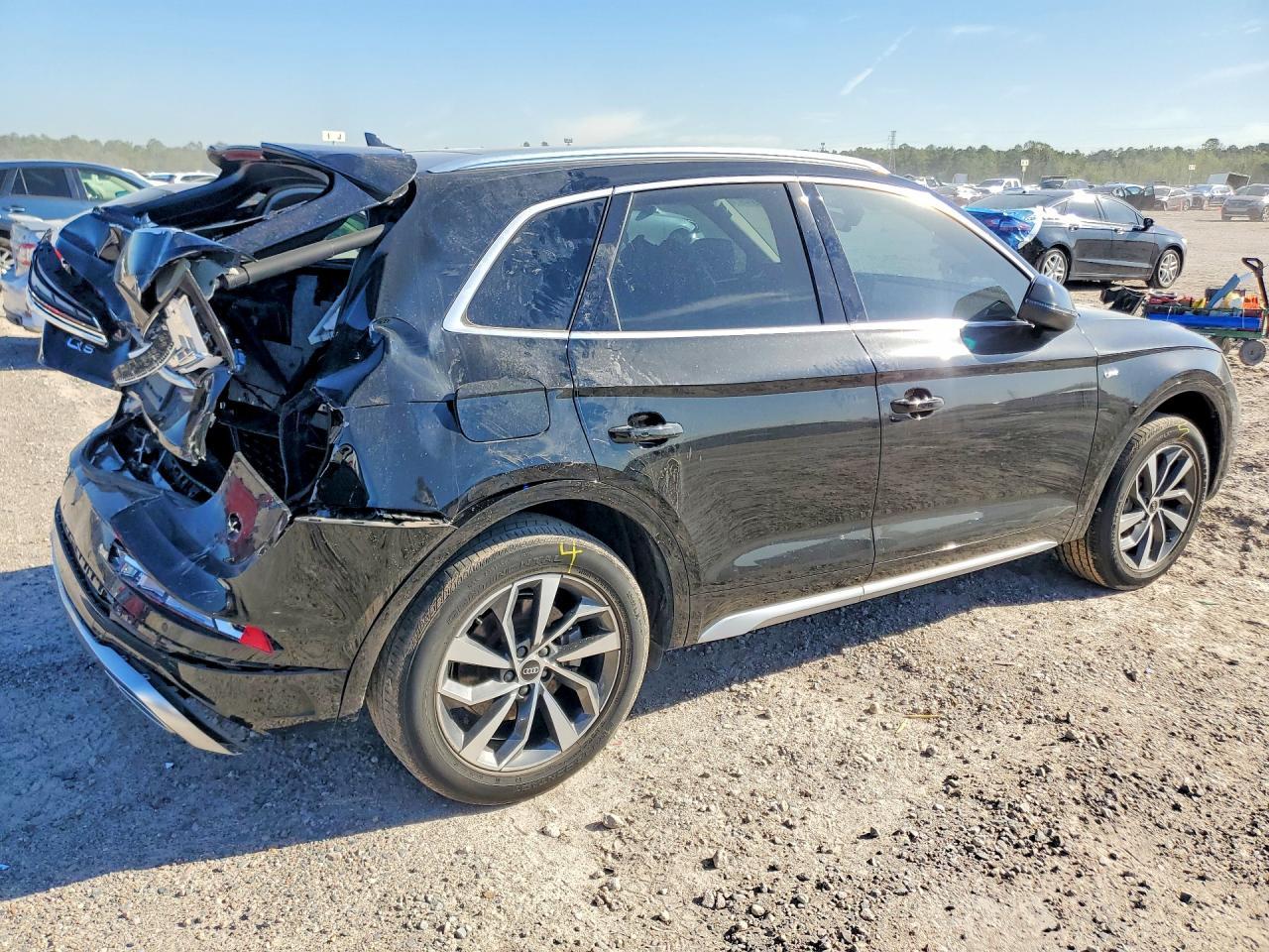 2022 Audi Q5 Premium 45 - zdjęcie 3