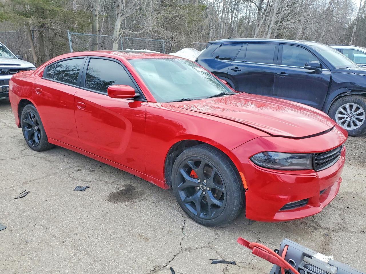 2017 Dodge Charger Sxt - zdjęcie 4