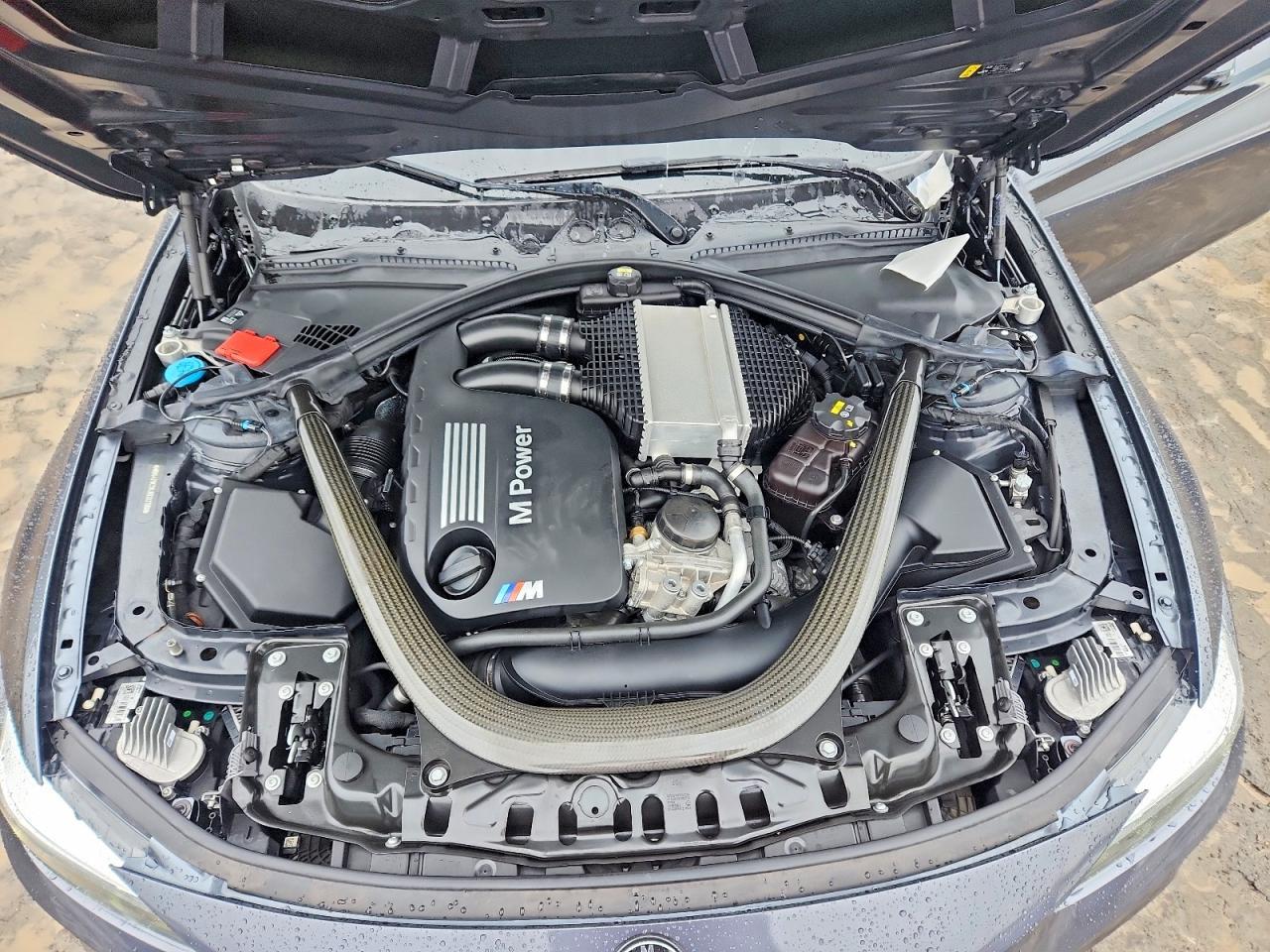 2018 BMW M4 - zdjęcie 11