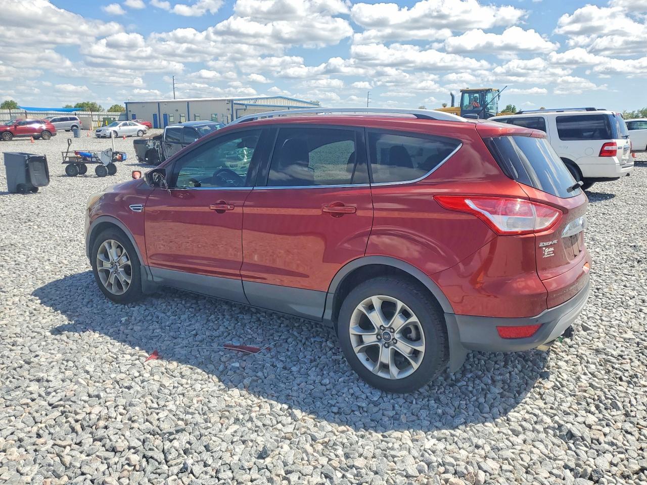 2016 Ford Escape Titanium - zdjęcie 2