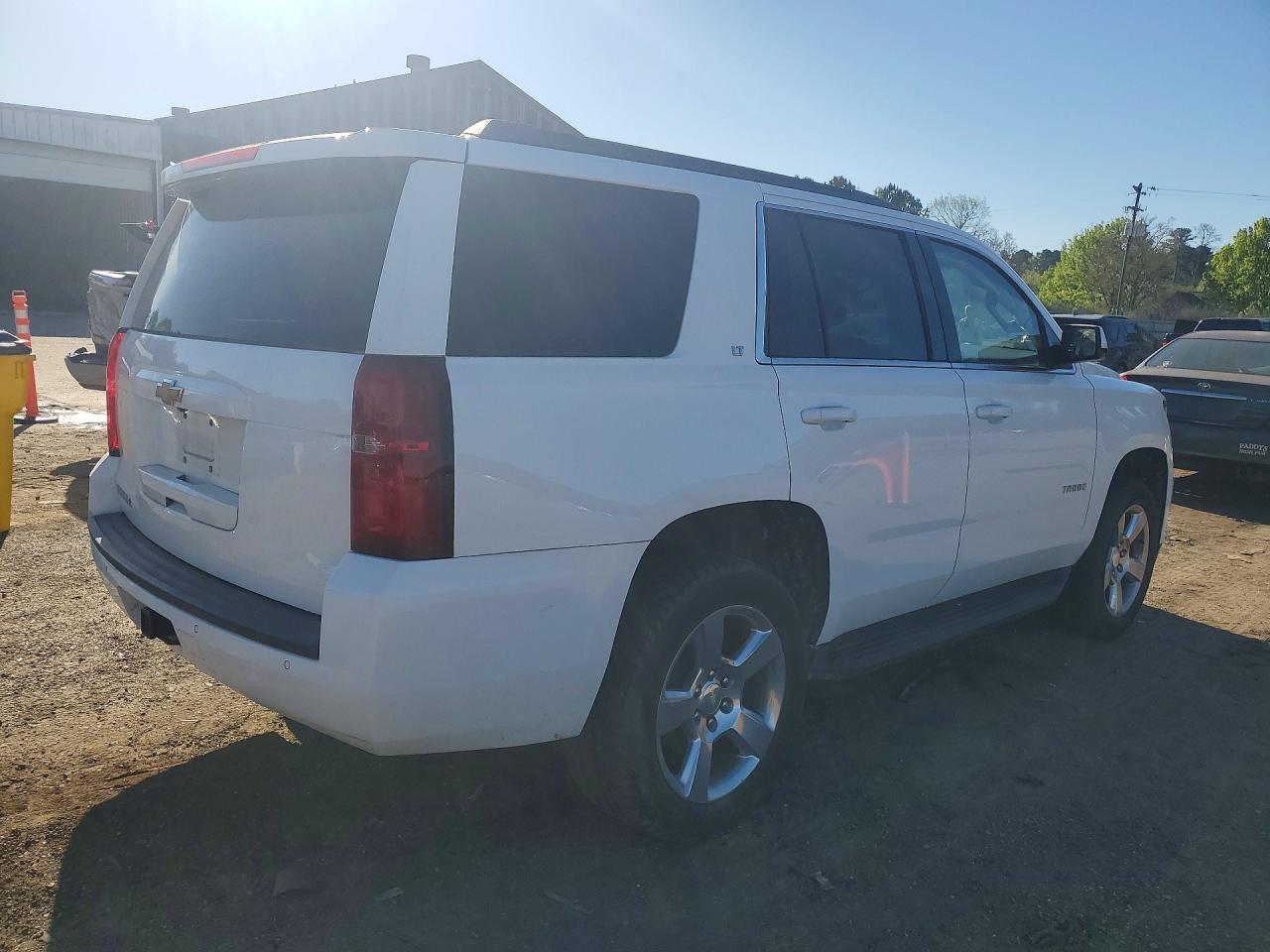 2017 Chevrolet Tahoe C1500 Lt - zdjęcie 3