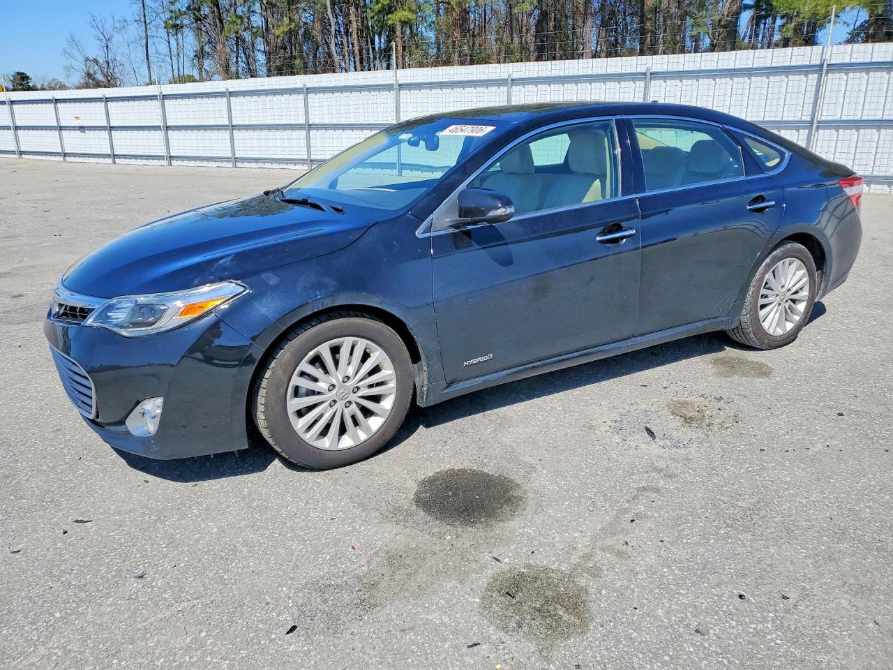 2014 Toyota Avalon Hybrid Limited - zdjęcie główne