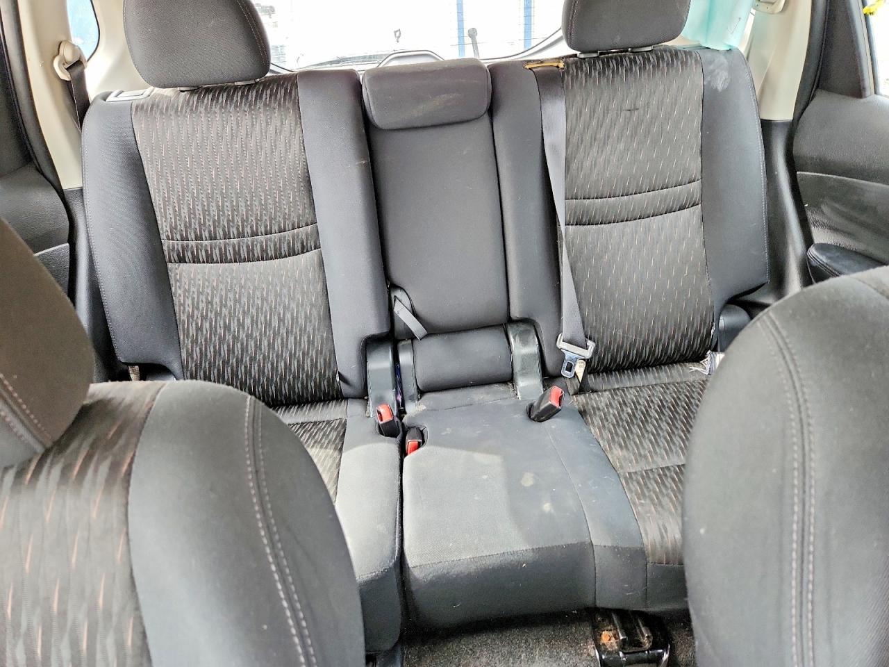 2017 Nissan Rogue S - zdjęcie 10