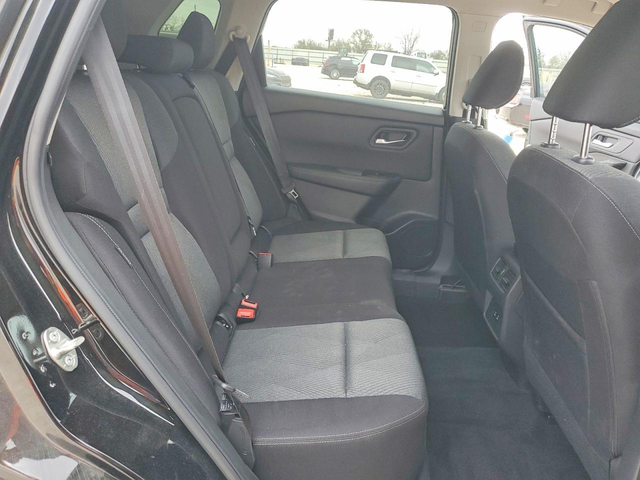 2024 Nissan Rogue Sv - zdjęcie 11