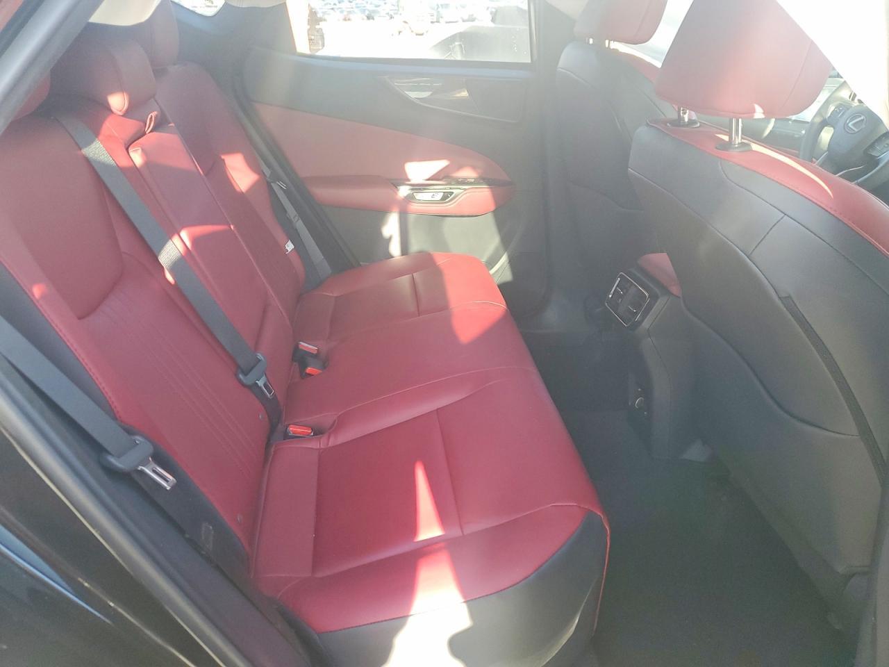 2024 Lexus Nx 250 Premium - zdjęcie 11