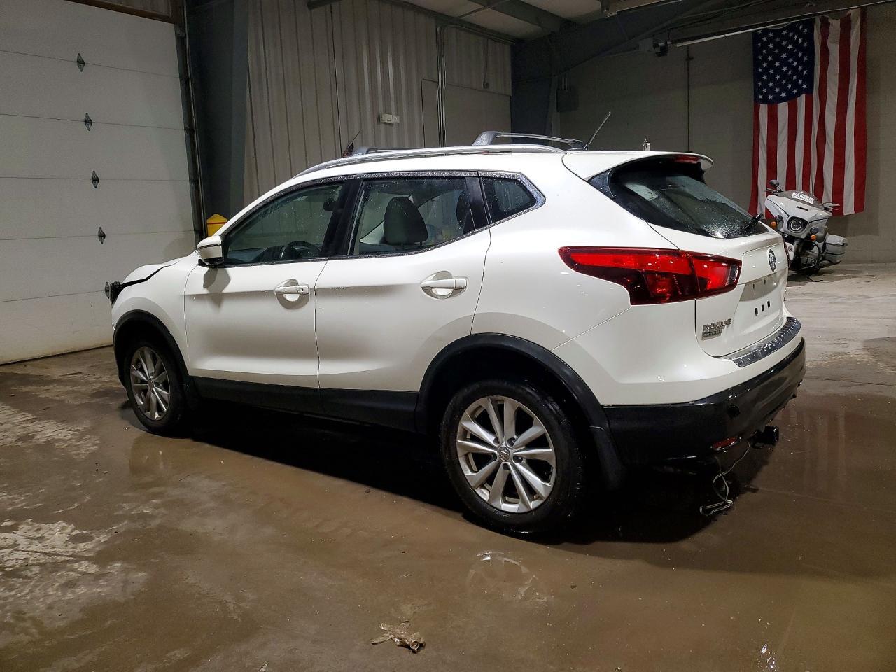 2018 Nissan Rogue Sport Sv - zdjęcie 2