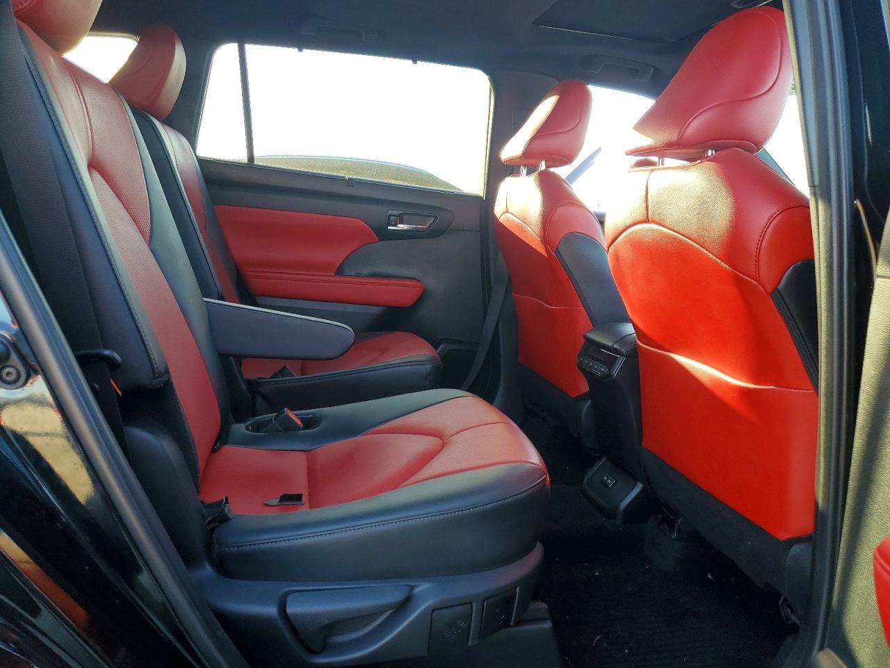 2024 Toyota Highlander Xse - zdjęcie 11