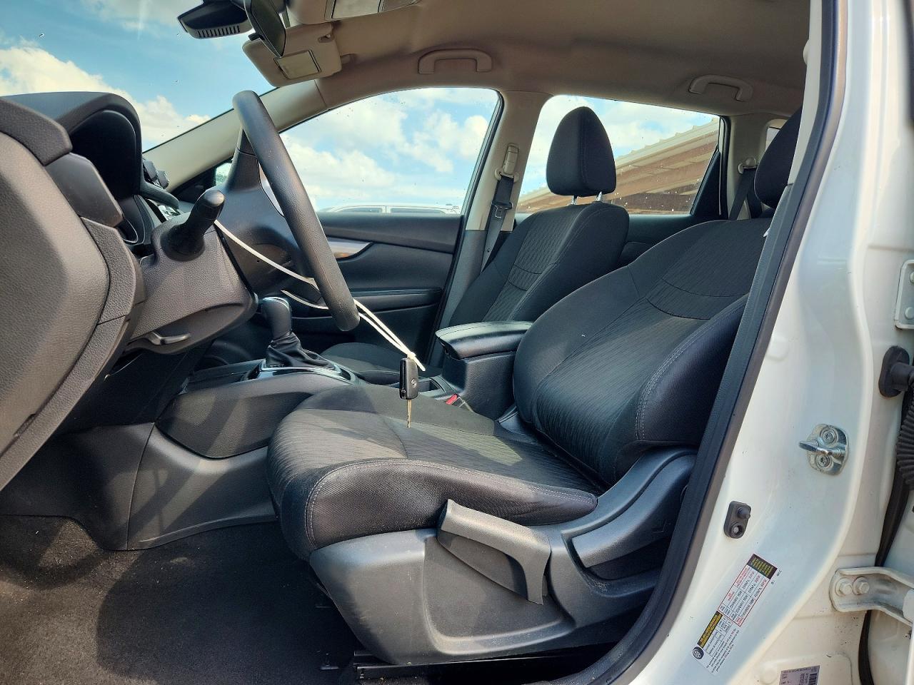 2020 Nissan Rogue S - zdjęcie 7