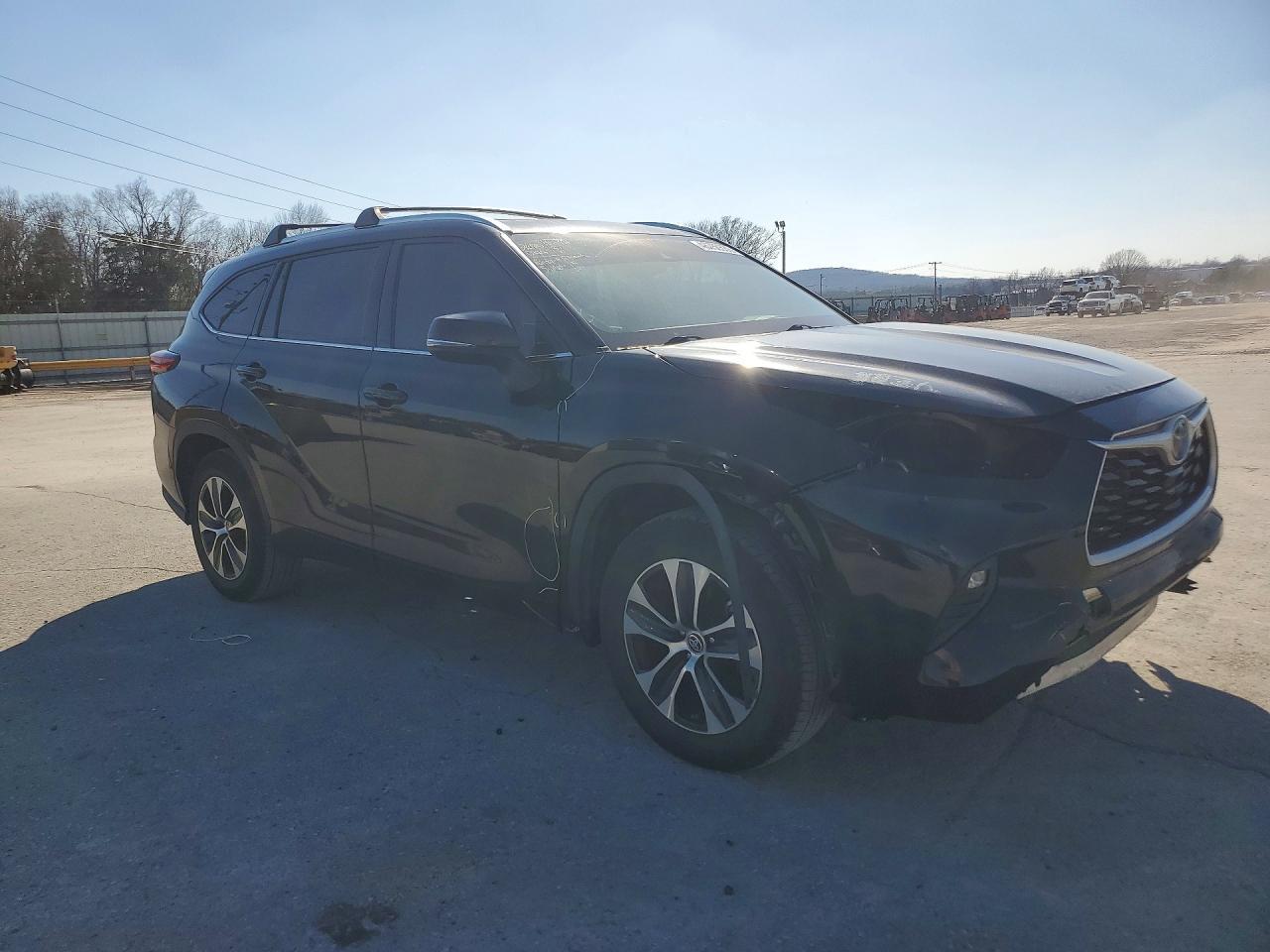 2021 Toyota Highlander Xle - zdjęcie 4