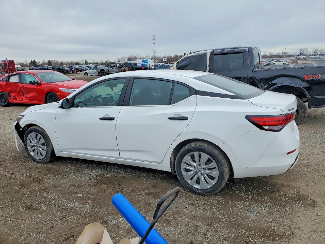 2024 Nissan Sentra S - zdjęcie 2