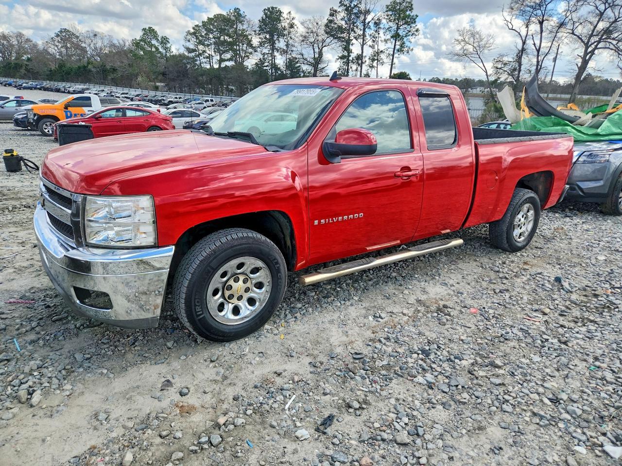 2025 Chevrolet Silverado C1500 - zdjęcie główne