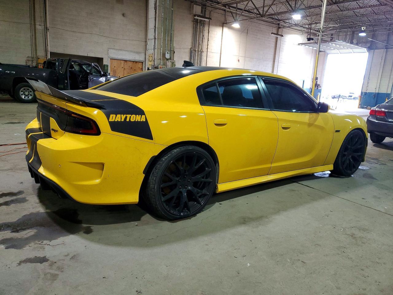 2017 Dodge Charger R - zdjęcie 3