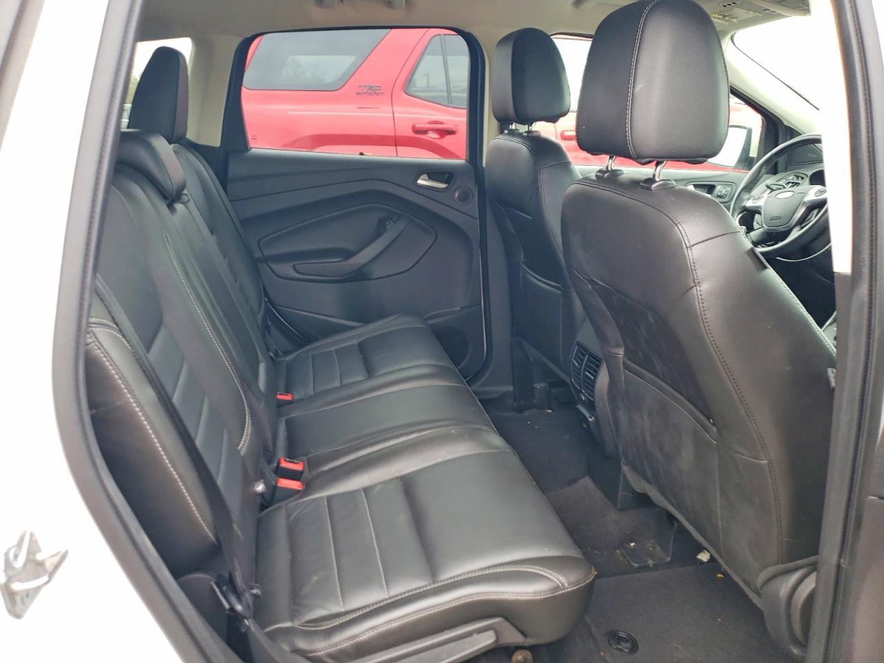 2014 Ford Escape Titanium - zdjęcie 11
