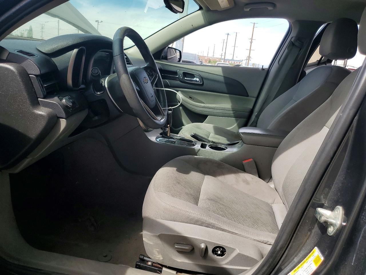 2015 Chevrolet Malibu Ls - zdjęcie 7