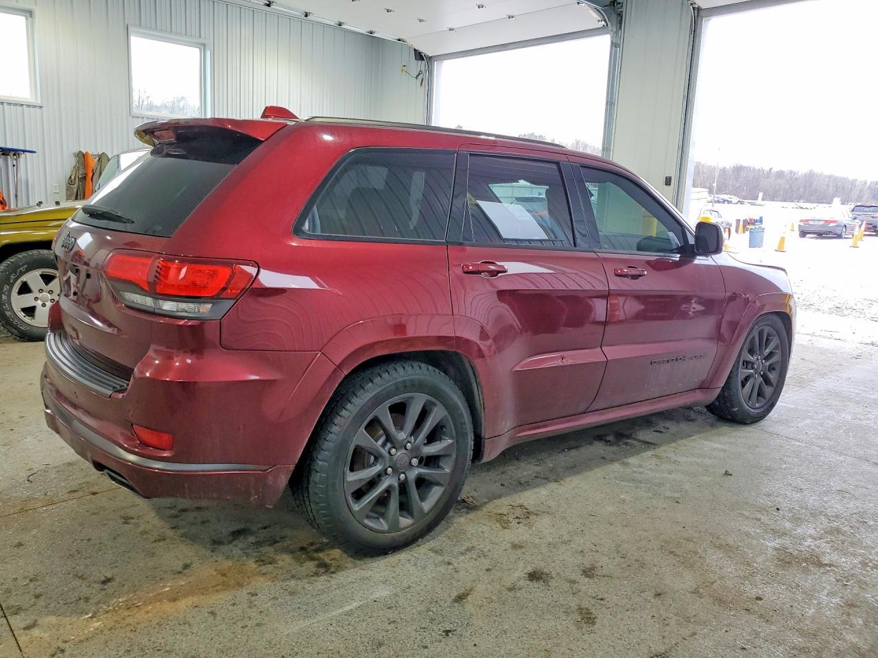 2019 Jeep Grand Cherokee Overland - zdjęcie 3