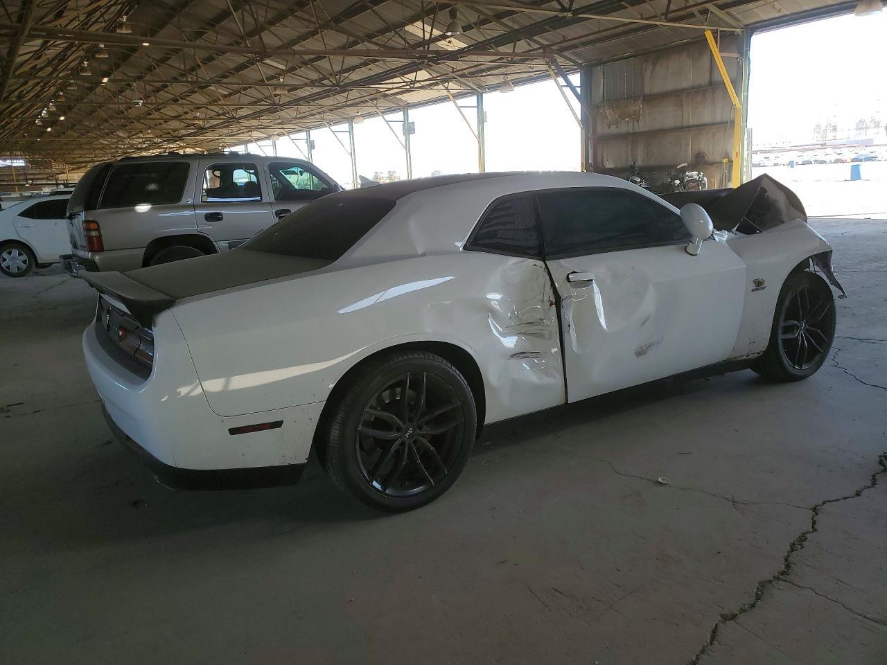 2019 Dodge Challenger R - zdjęcie 3