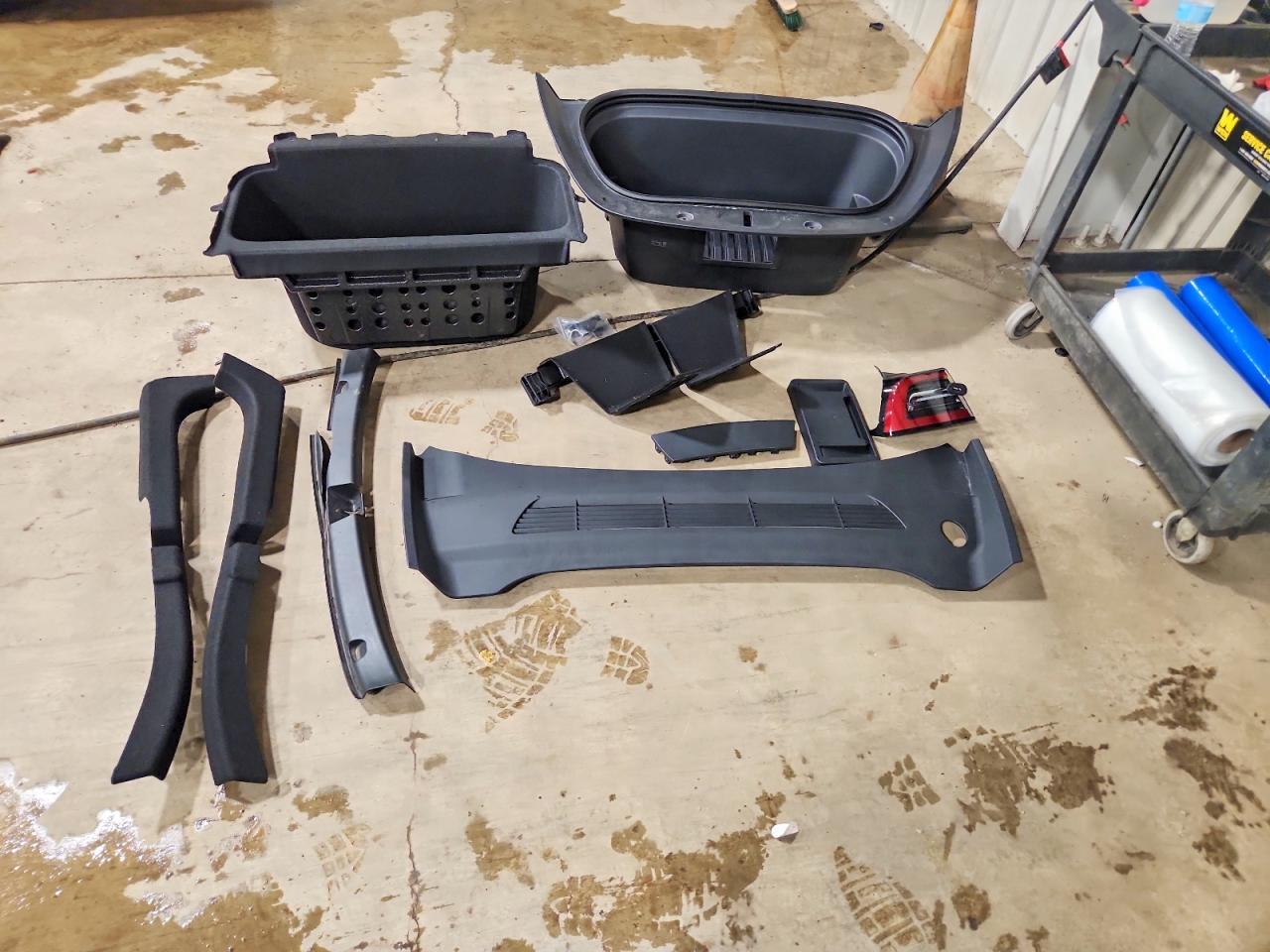 2024 Tesla Model Y - zdjęcie 13