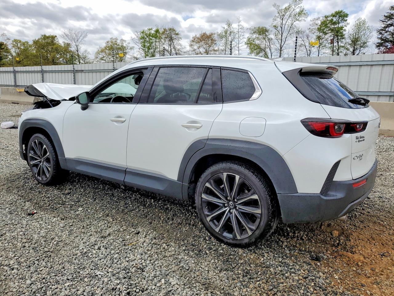 2023 Mazda Cx-50 Premium Plus - zdjęcie 2