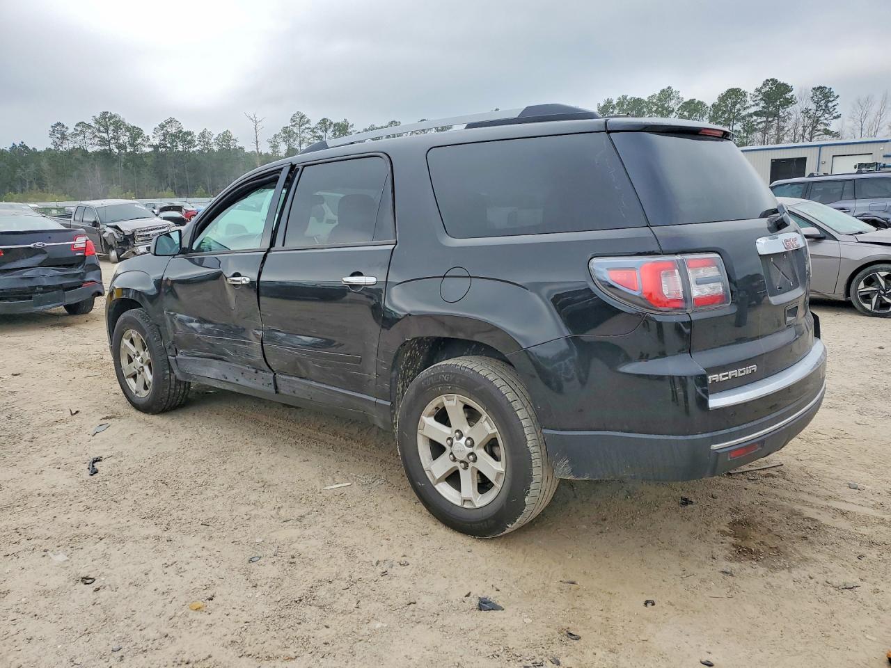 2016 GMC Acadia Sle - zdjęcie 2