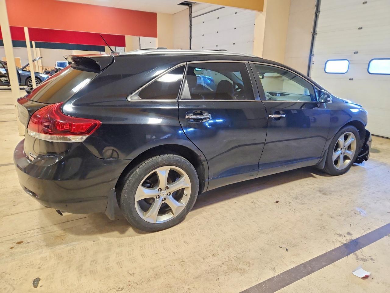 Toyota Venza - zdjęcie 3