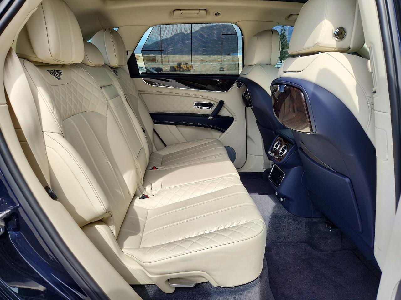 2018 Bentley Bentayga - zdjęcie 11