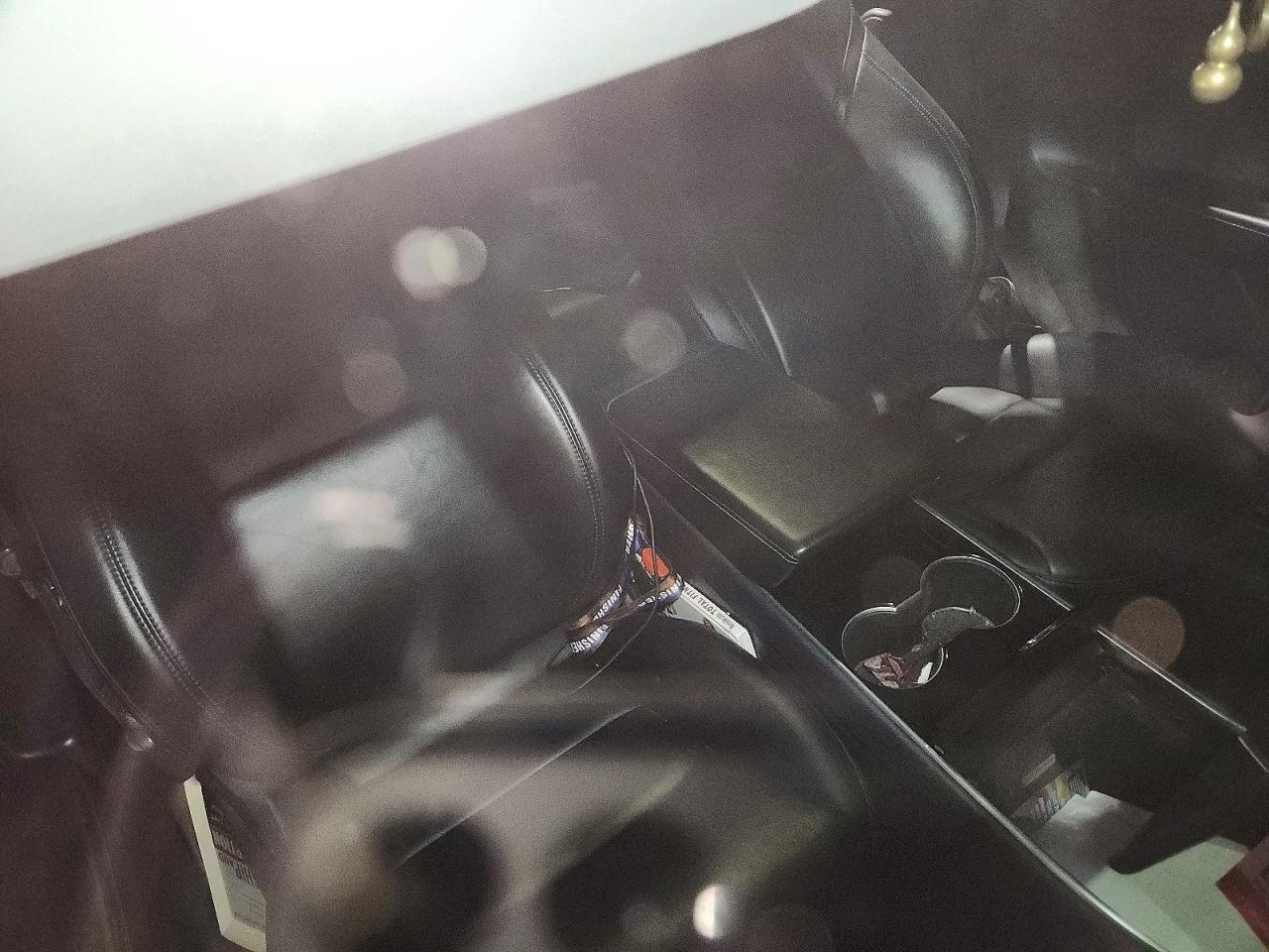 2018 Tesla Model 3 - zdjęcie 13