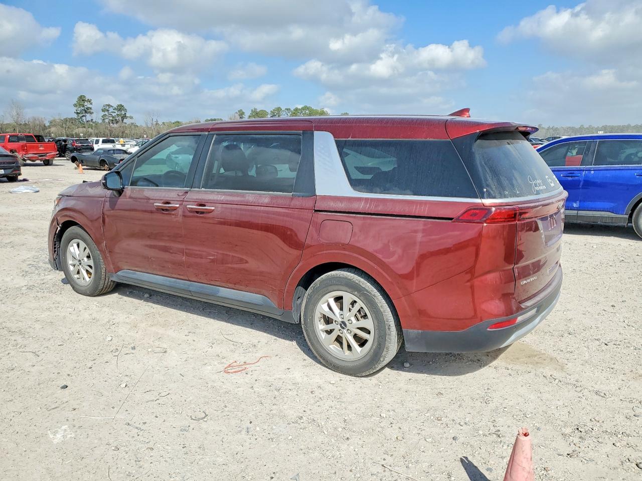 2023 Kia Carnival Lx - zdjęcie 2