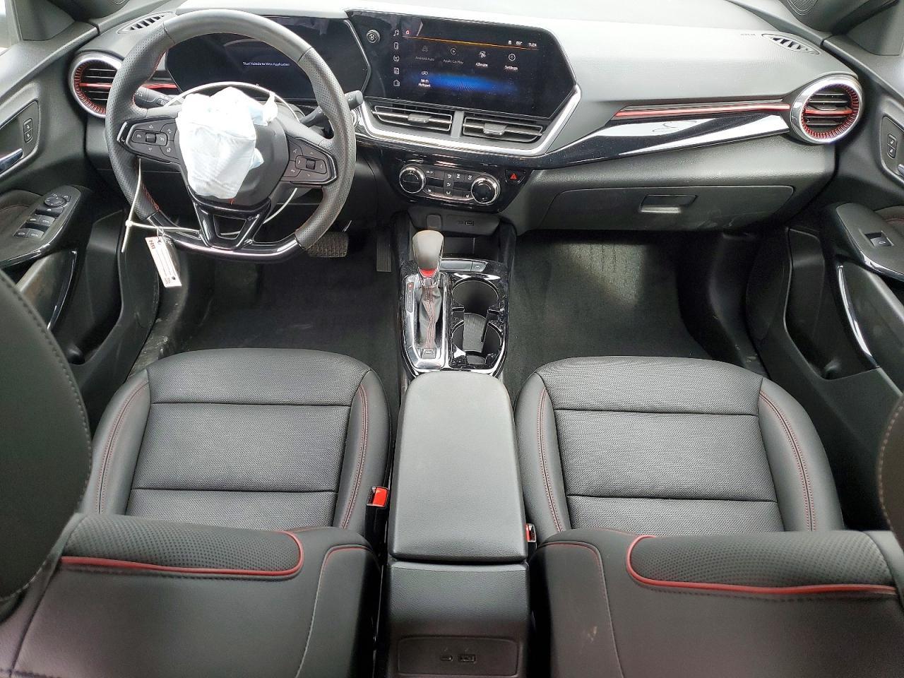 2025 Chevrolet Trax 2Rs - zdjęcie 8