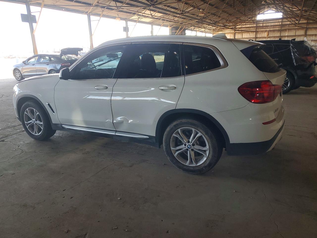2019 BMW X3 Sdrive30I - zdjęcie 2