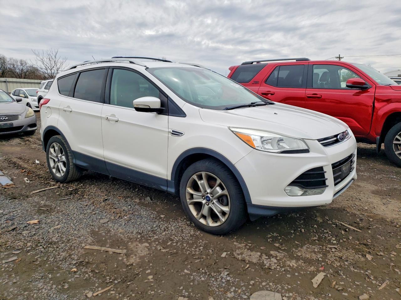 2014 Ford Escape Titanium - zdjęcie 4
